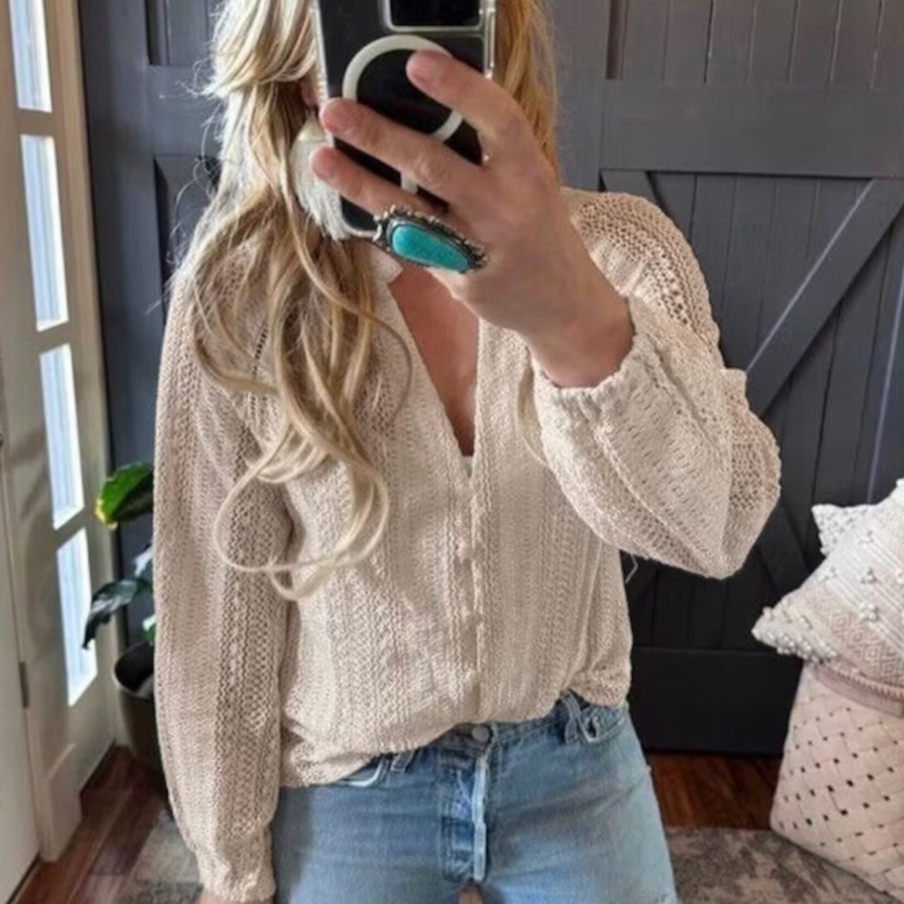 New Bohemian Cream Lace Long Sleeve V-Neck Button Front Blouse Top - Picture 3 of 8